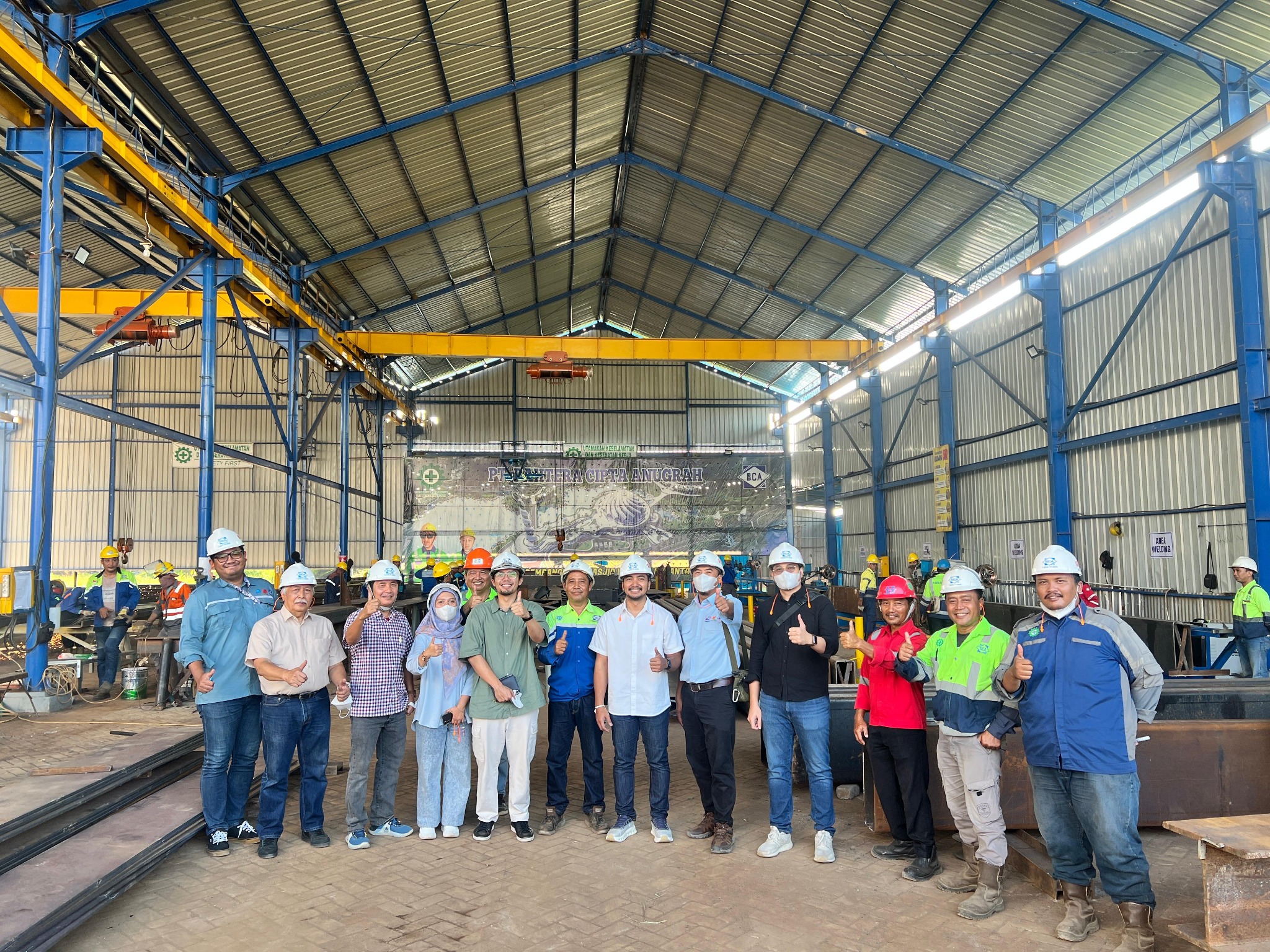 Kunjungan tim proyek PT PLN ke workshop Tuban